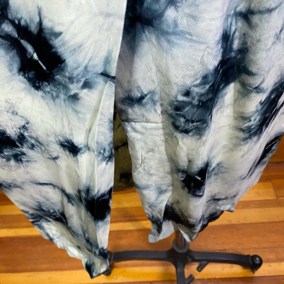 Zara The Batik Tie Dye Midi Slip Skirt in Green Blue Size US XS‎ - Picture 8 of 12